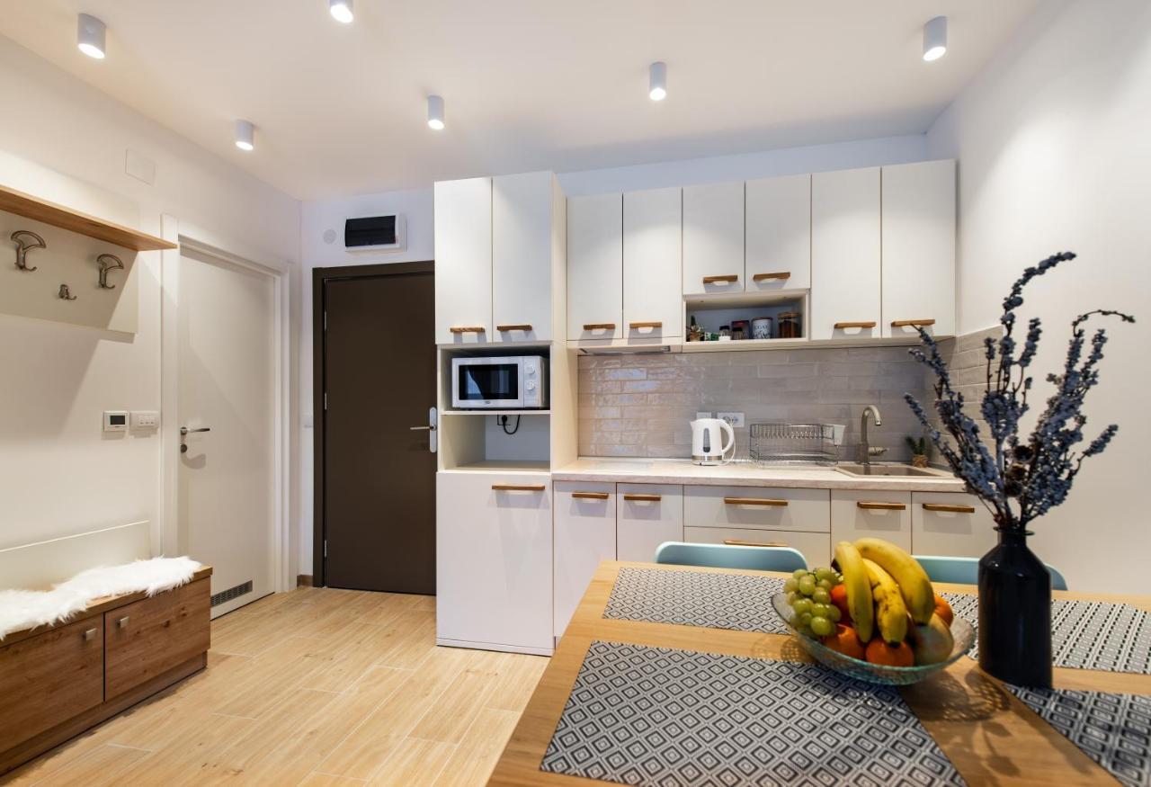 Greenwood Apartments In Kraljevi Cardaci 카파오닉 외부 사진