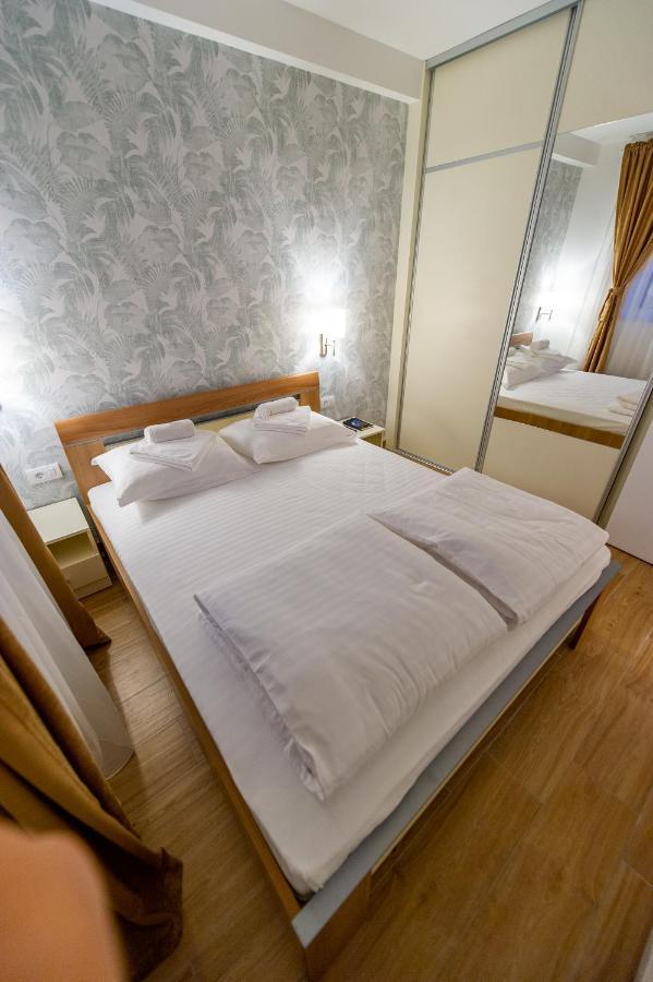 Greenwood Apartments In Kraljevi Cardaci 카파오닉 외부 사진