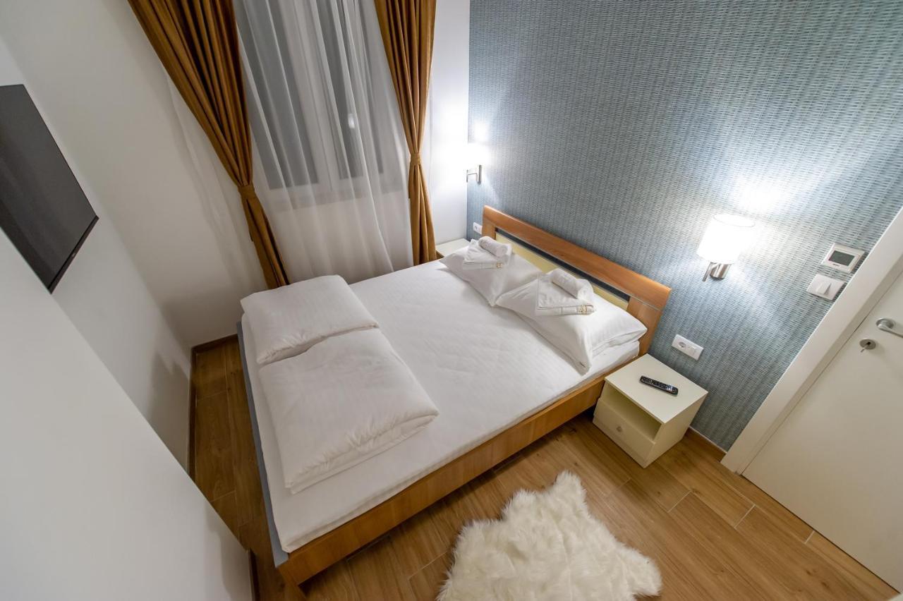 Greenwood Apartments In Kraljevi Cardaci 카파오닉 외부 사진